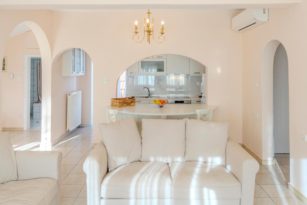 Georgina'S Meteora Loft Apartment กาลัมปากา ภายนอก รูปภาพ